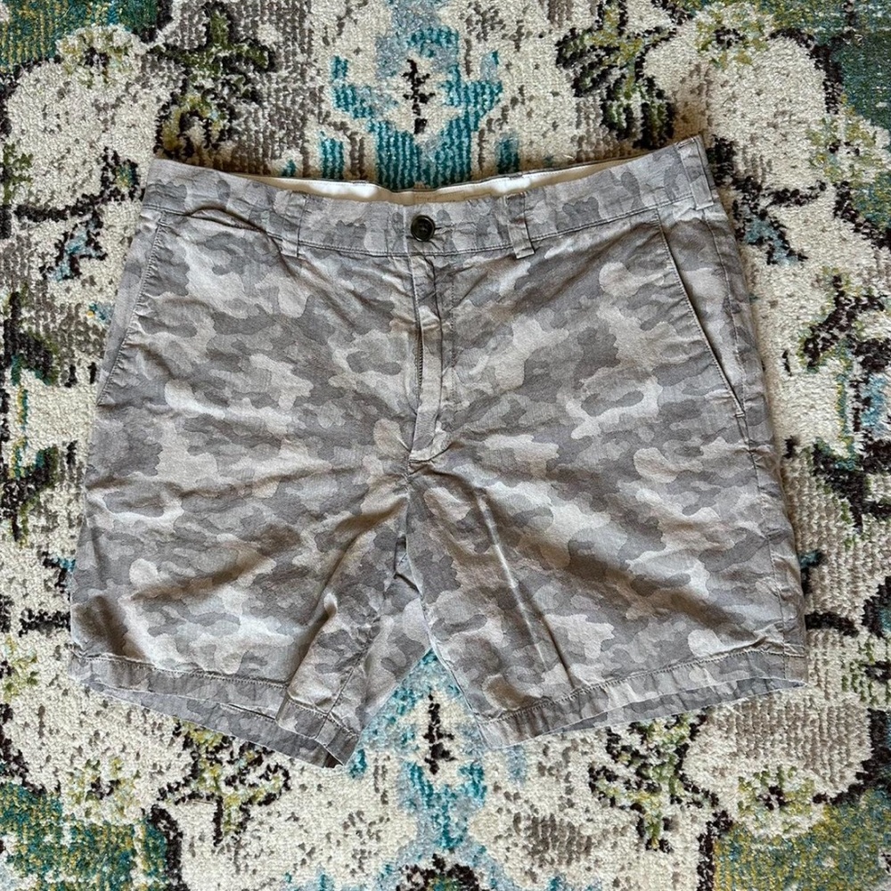 Club Monaco Gray Cargo Shorts Urban Style